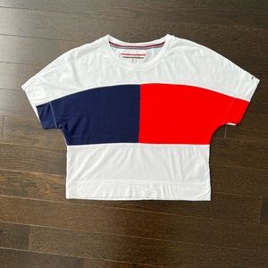 TOMMY HILFIGER WOMENS CROPPED TSHIRT
